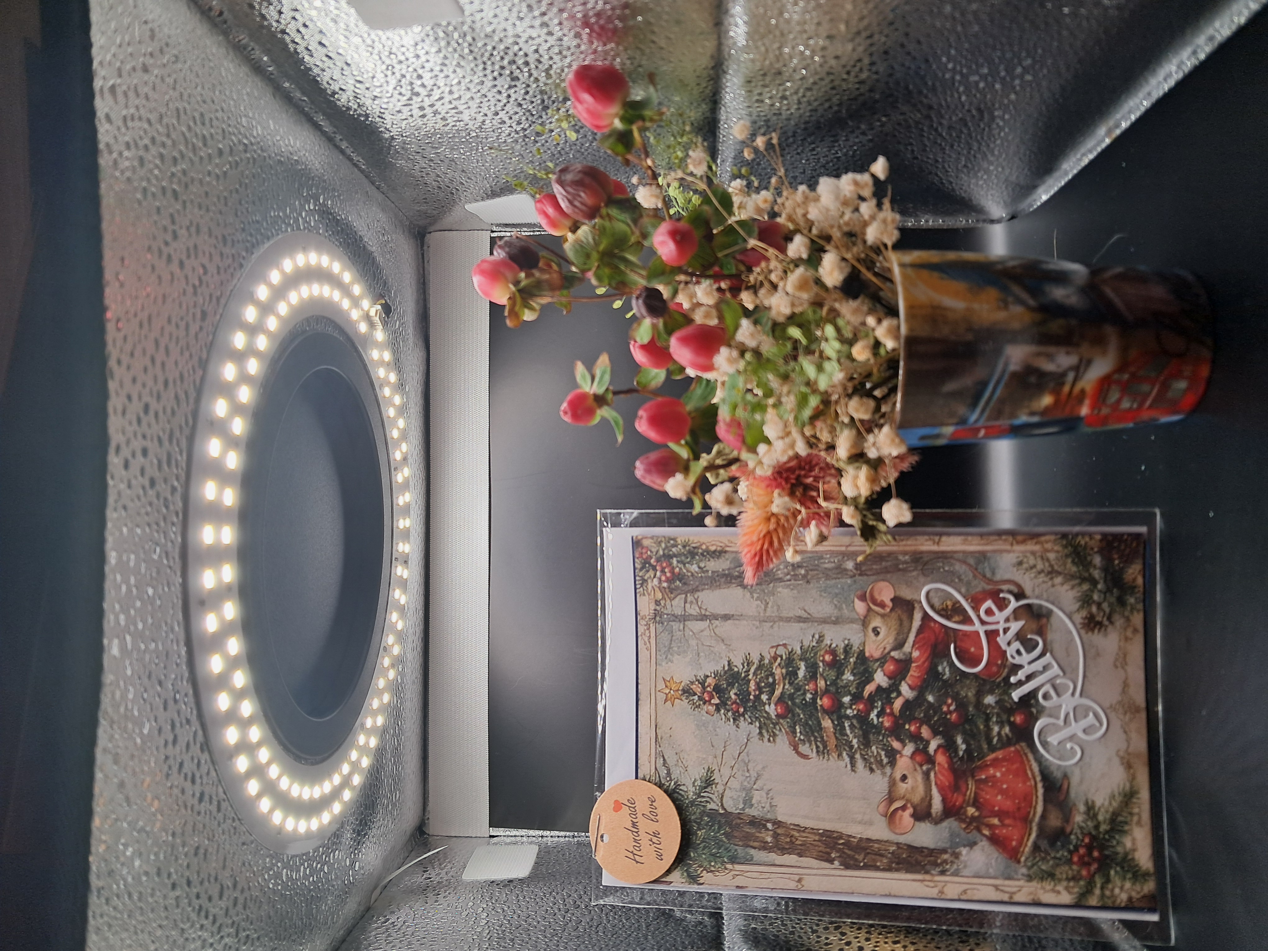 Souriceaux décorent le sapin